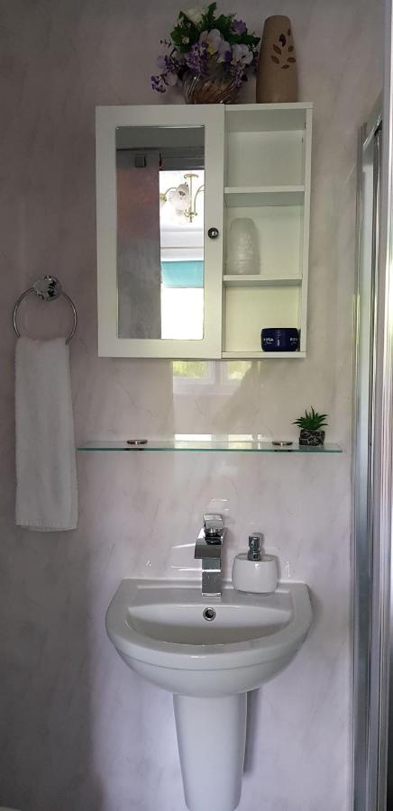 Enjoy Your Stay At Chorley Road Droitwich Exteriér fotografie